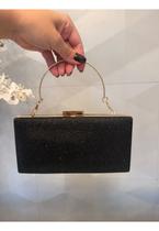 Clutch Festa Preta com brilho e detalhes dourado tamanho:Único Clutch Festa Preta com brilho e detalhes dourado tamanho:Único
