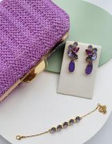 Clutch Lavanda com Brinco e pulseira tons de lilas