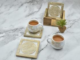 Coasters Store Indya, quadrado de madeira com suporte, conjunto de 4 Coasters Store Indya, quadrado de madeira com suporte, conjunto de 4