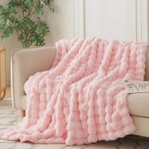 Cobertor COOVA Faux Rabbit Fur Bubble 152x203 cm rosa claro