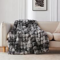 Cobertor COOVA Faux Rabbit Fur Throw 127x152 cm cinza claro