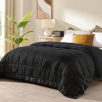 Cobertor de luxo Queen Size com acabamento em cetim preto 230x230cm Cobertor de luxo Queen Size com acabamento em cetim preto 230x230cm