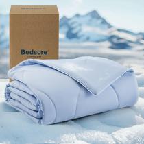 Cobertor de resfriamento Bedsure Premium para cães médios em pó azul Cobertor de resfriamento Bedsure Premium para cães médios em pó azul