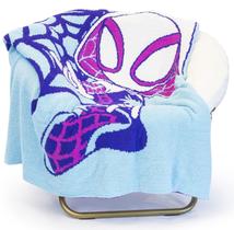 Cobertor Jay Franco Marvel Spidey e seus incríveis amigos Ghost Spider Feather Knit Fluffy 130x150cm Cobertor Jay Franco Marvel Spidey e seus incríveis amigos Ghost Spider Feather Knit Fluffy 130x150cm