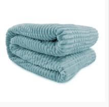 Cobertor / Manta Microfibra King Mont Blanc - Andreza Acqua Cobertor / Manta Microfibra King Mont Blanc - Andreza Acqua