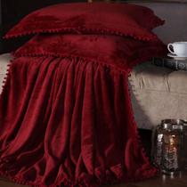 Cobertor Manta Plush Queen Moscou c/ Pompom Pesada Extra Macia 3 Peças - Vermelho - Casa Scarpa