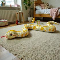 Cobra Pelúcia Serpente Realista 70cm Píton Anaconda Cor:Amarela Cobra Pelúcia Serpente Realista 70cm Píton Anaconda Cor:Amarela