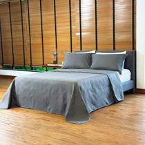 Cobreleito Liso King Intenso 2,60 m x 2,80 m Com 3 pecas Cobreleito Liso King Intenso 2,60 m x 2,80 m Com 3 pecas