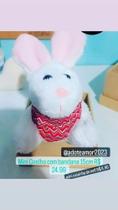 Coelho de pelúcia miniatura 15cm