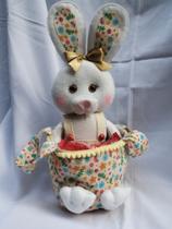 Coelho na cesta Coelho na cesta