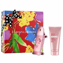 Coffret Carolina Herrera 212 Heroes - Perfume Feminino EDP + Creme Corporal Coffret Carolina Herrera 212 Heroes - Perfume Feminino EDP + Creme Corporal
