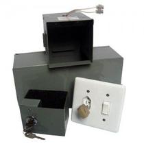 Cofre tomada 3b com fundo falso e tomada com interruptor