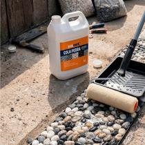 Cola Pedra Fixador para Jardim 5 Litros Veda Forte Incolor Compactador e Solidificador de Solo