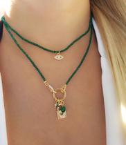Colar 38cm com Cristal de Rocha Verde e Olho Grego de micro zircônia branca em banho de ouro 18k