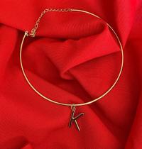 Colar Aro Com Letra Grande - Choker Personalizada Com Inicial - Semijoia Banhada a Ouro 18k