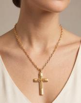 Colar Banhado em Ouro com Pingente Cruz Colar Banhado em Ouro com Pingente Cruz