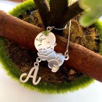 Colar bebê - com a Inicial