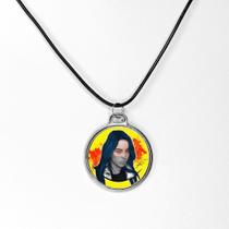 Colar Billie Eilish artesanto artistico em resina exclusivo