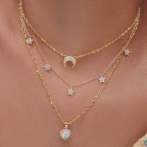 Colar BJR Alloy com pingente de cristal de longo comprimento em forma de coração Colar BJR Alloy com pingente de cristal de longo comprimento em forma de coração