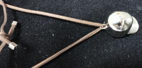 colar boné
