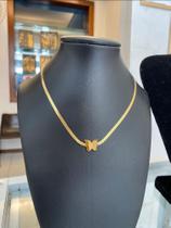 Colar borboleta dourado