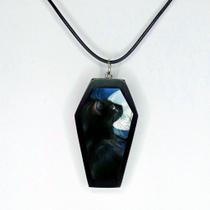 Colar caixão em resina gato preto e a lua wicca emo Colar caixão em resina gato preto e a lua wicca emo