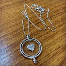 Colar Cápsula Coração Colar Cápsula Coração