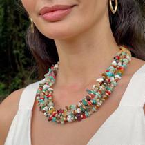 Colar Cascalho de Pedras Naturais e Madeira Clara - Acessório Artesanal