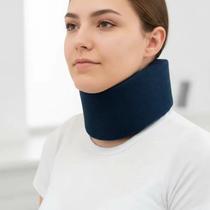 Colar cervical de espuma