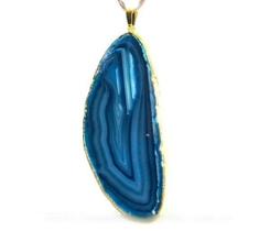 Colar Chapa de Agata Azul Envolto Dourado