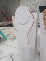 Colar choker