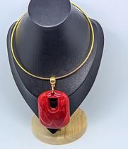 Colar Choker aro liso Rígido folheado ouro com Pingente pedra Madripérola retangular detalhe vazado Luxo Festa Tendência