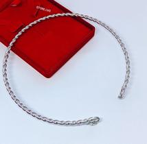 Colar Choker Feminino Elo Aro Rigido Torcido Grosso Folheado a Ouro Dourado Prata Luxo Lançamento 2024 Tendência Moda Colar Choker Feminino Elo Aro Rigido Torcido Grosso Folheado a Ouro Dourado Prata Luxo Lançamento 2024 Tendência Moda