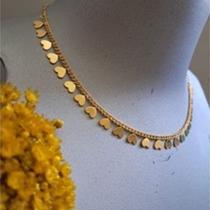 Colar Choker Fina Com Mini Corações Pendurados Folheado a Prata 925 e Ouro 18K Colar Choker Fina Com Mini Corações Pendurados Folheado a Prata 925 e Ouro 18K