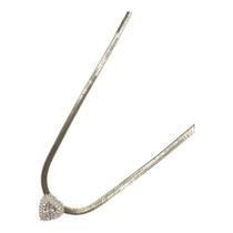 Colar choker fita com pingente coração Colar choker fita com pingente coração