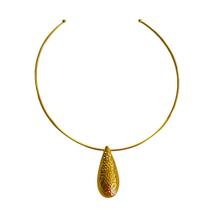 Colar choker pingente gota banhado a ouro