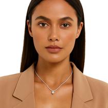 Colar Choker Prateado Elegante com Pingente Brilhante Luxo