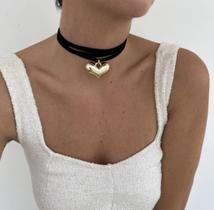 Colar Choker Veludo com Pingente Coração Grande Folheado Ouro 18k Dourado Cordão Preto Amarração Moda Blogueira