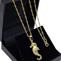 Colar Com Pingente Cavalo Marinho Banho De Ouro 18k 4137A