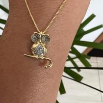 Colar com pingente coruja banhado a ouro 18k