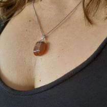 Colar com Pingente de Cornalina