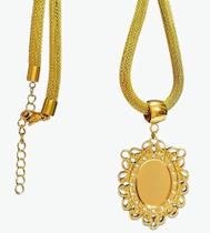 Colar com Pingente Moldura de Espelho das Almas, Oxum, Yemanjá e Pomba Gira