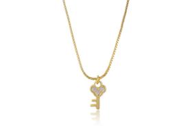 Colar com Pingente Pequeno de Chave Folheado em Ouro 18k