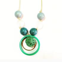 Colar cordão bolas, madeira e pingentes. comprar e usar Colar cordão bolas, madeira e pingentes. comprar e usar
