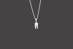 Colar Cordão Dente Dentista Dente de Zumbi Colar Cordão Dente Dentista Dente de Zumbi