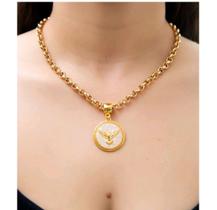 Colar Corrente Elo Português com Pingente Medalha Redonda Divino Espirito Santo Folheado ouro 18k Preto Branco