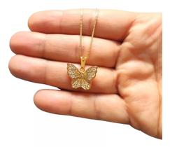 Colar Corrente Feminina Pingente Borboleta Cravejada Em Pedras Coloridas Banhado A Ouro 45cm