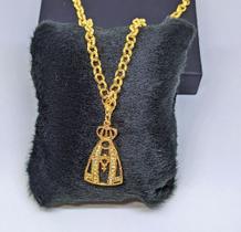 Colar Corrente Feminino com Pingente Nossa Senhora Aparecida Cravejado Micro Zircônias Folheado Ouro 18k Elo Português