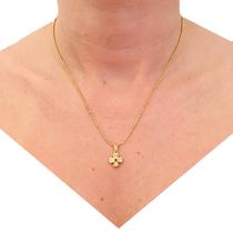 Colar Correntinha Feminina Banhada a Ouro 18 k Pingente Trevo da Sorte Zircônias Colar Correntinha Feminina Banhada a Ouro 18 k Pingente Trevo da Sorte Zircônias