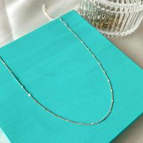 Colar correntinha mini corações lisos 50cm banhado a prata Colar correntinha mini corações lisos 50cm banhado a prata